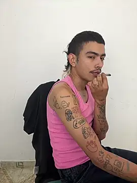 sorry-mom69 online show from April 21, 2026, 7:28 pm