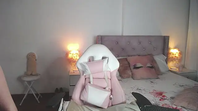 destinysweet21 online show from February 23, 2025, 10:17 am