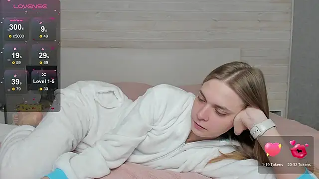 molly hunt  online show from January 15, 2025, 6:12 am