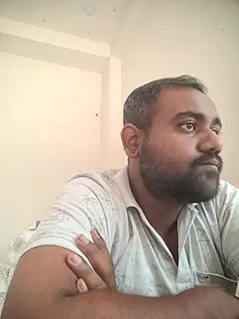 Soumik94 online show from May 2, 2026, 8:52 am