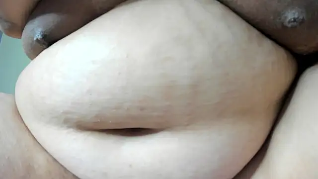 Alondra zaaens online show from January 3, 2025, 11:44 pm