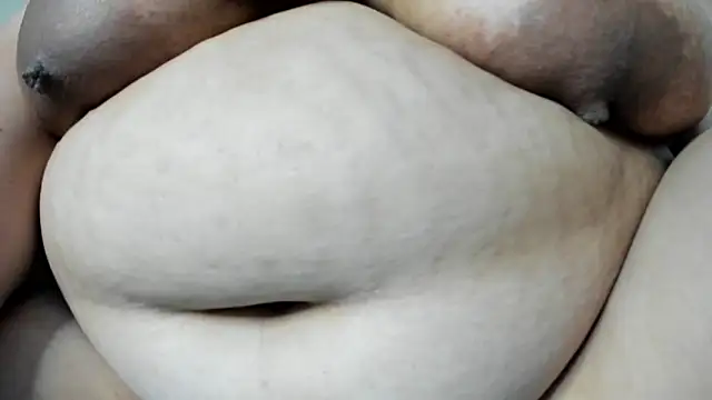 Alondra zaaens online show from January 14, 2025, 12:11 am