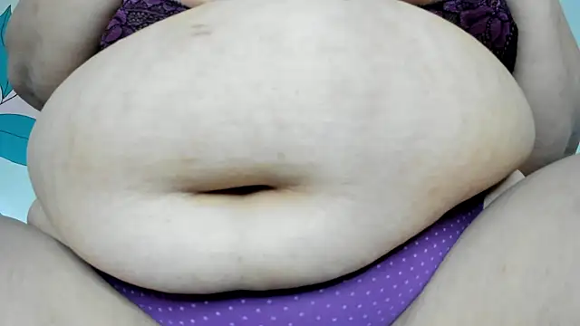 Alondra zaaens online show from September 8, 2025, 10:31 pm