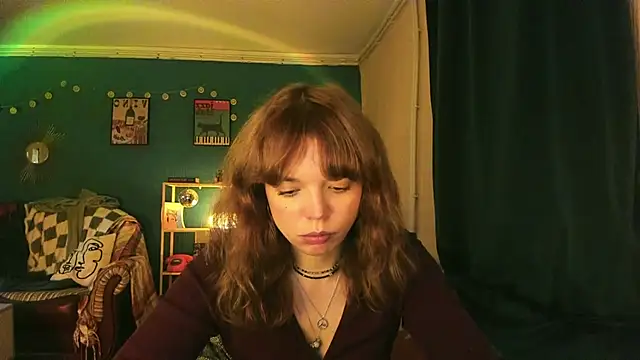 ClancyMorissey online show from October 5, 2025, 5:44 pm