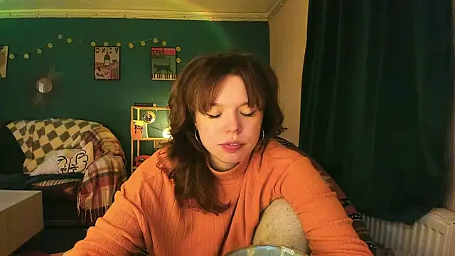 ClancyMorissey online show from November 7, 2025, 6:41 pm