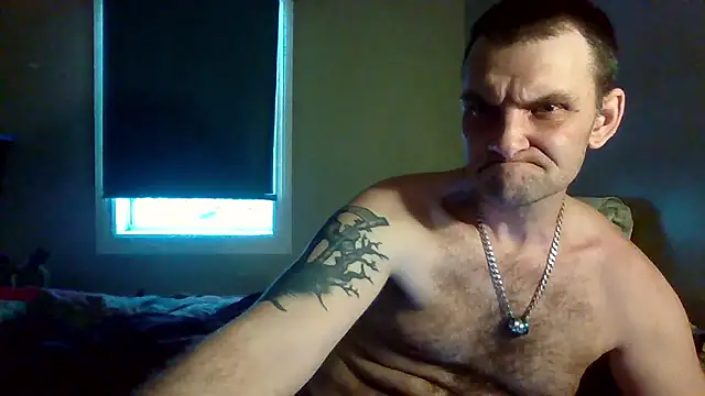 Snapshot of Bigcock666467 chatting on January 10, 2026, 3:36 pm Bigcock666467 online show from January 10, 2026, 3:36 pm