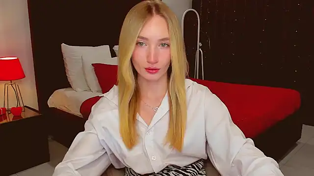 Snapshot of bella__rose chatting on January 21, 2025, 7:17 pm bella rose online show from January 21, 2025, 7:17 pm