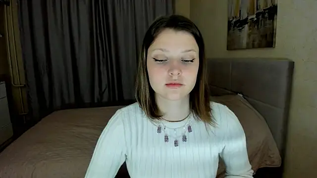 SoniNesti online show from October 29, 2025, 2:52 pm