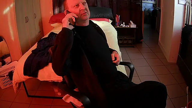 passifsoumis1963 online show from November 17, 2025, 10:21 am