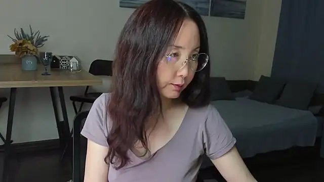 AvroraSakura online show from January 13, 2025, 8:37 pm