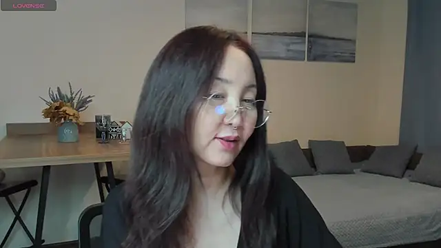 AvroraSakura online show from January 14, 2025, 5:23 pm