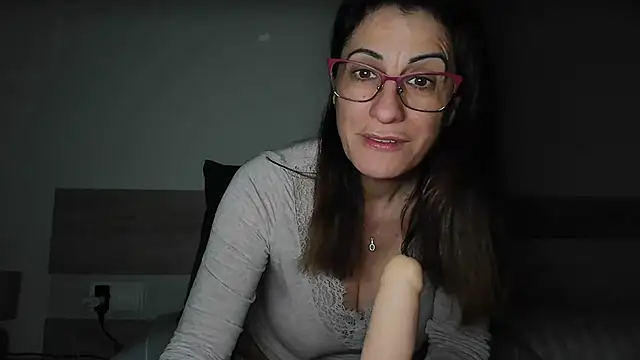 Sanada hot online show from January 10, 2026, 6:48 am