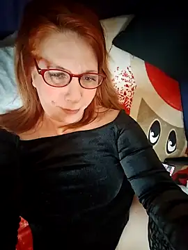 lollipop cat online show from January 13, 2025, 8:58 pm