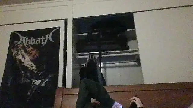 petitedoll29 online show from December 3, 2024, 6:26 am