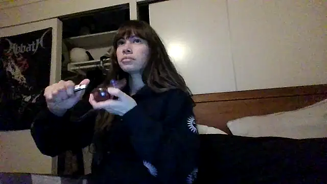 petitedoll29 online show from December 23, 2024, 2:56 am