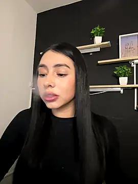 isabella jade online show from January 6, 2026, 10:34 pm