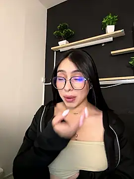 isabella jade online show from January 8, 2026, 11:07 pm