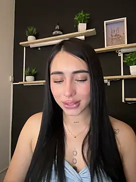 isabella jade online show from February 21, 2026, 9:05 pm