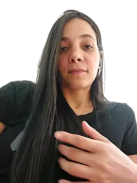 miaeyes online show from November 11, 2025, 6:52 pm