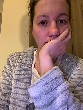 Snapshot of Nicole-Ray chatting on March 16, 2026, 5:24 am Nicole-Ray online show from March 16, 2026, 5:24 am