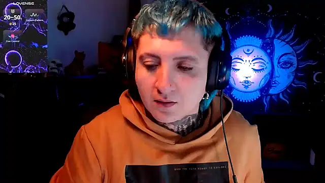 Marieblueeyes online show from March 3, 2025, 3:30 am