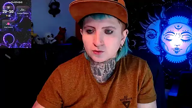 Marieblueeyes online show from March 19, 2025, 9:38 am