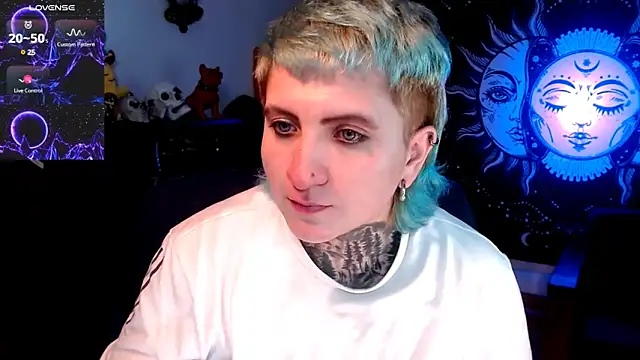 Marieblueeyes online show from March 20, 2025, 8:42 am