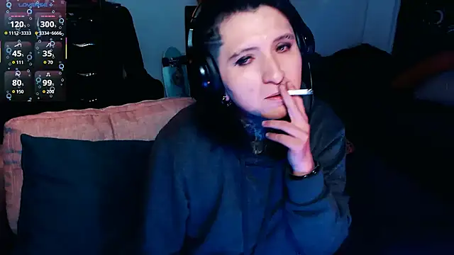 Marieblueeyes online show from September 18, 2025, 4:36 am