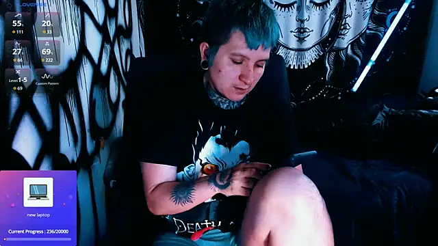 Marieblueeyes online show from April 21, 2026, 8:23 pm