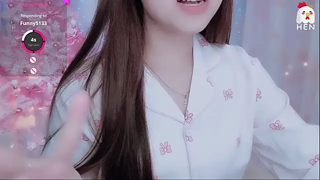 Snapshot of hen237 chatting on December 18, 2025, 6:14 pm hen237 online show from December 18, 2025, 6:14 pm