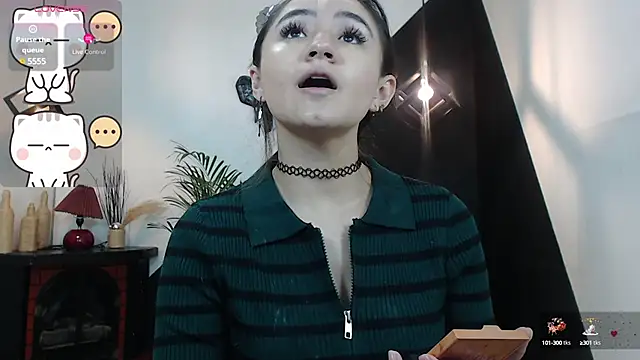 Perla Campbell online show from December 30, 2024, 7:32 pm