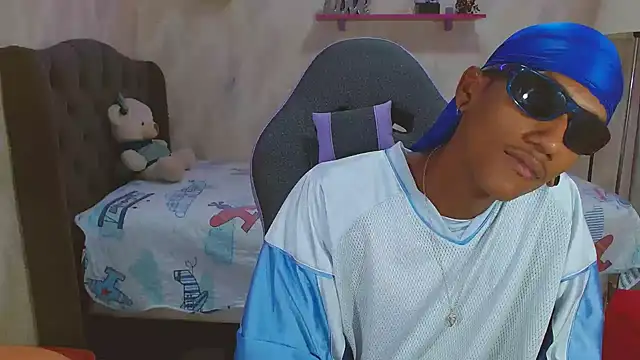 ManSant online show from March 3, 2025, 3:20 pm