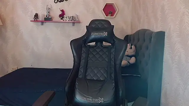 ManSant online show from September 30, 2025, 3:28 pm