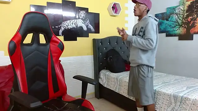 ManSant online show from November 26, 2025, 3:13 pm