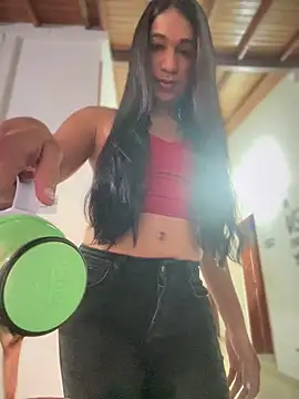 Snapshot of Ashly_Miller chatting on February 3, 2025, 5:56 pm Ashly Miller online show from February 3, 2025, 5:56 pm