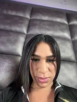 Snapshot of Ashly_Miller chatting on March 2, 2025, 10:48 pm Ashly Miller online show from March 2, 2025, 10:48 pm