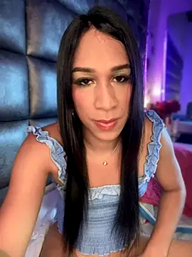 Snapshot of Ashly_Miller chatting on September 24, 2025, 7:50 pm Ashly Miller online show from September 24, 2025, 7:50 pm