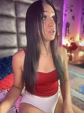 Snapshot of Ashly_Miller chatting on October 17, 2025, 8:11 pm Ashly Miller online show from October 17, 2025, 8:11 pm