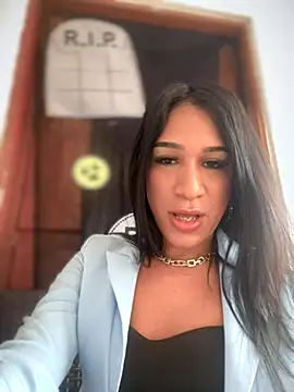 Snapshot of Ashly_Miller chatting on October 19, 2025, 8:09 pm Ashly Miller online show from October 19, 2025, 8:09 pm