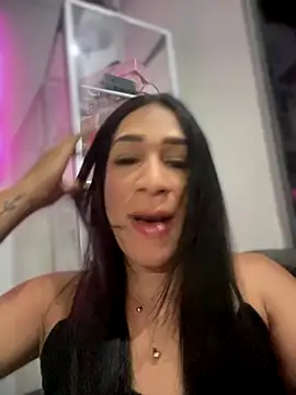 Snapshot of Ashly_Miller chatting on November 11, 2025, 7:36 pm Ashly Miller online show from November 11, 2025, 7:36 pm