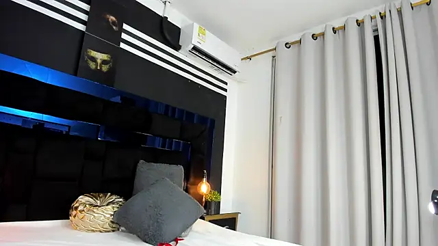 KatalinaMillan online show from January 14, 2025, 9:56 am