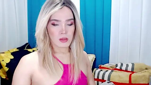 arianneXXX ts online show from March 25, 2026, 8:09 am
