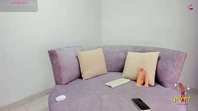 Snapshot of victoria_027 chatting on April 10, 2026, 4:12 pm victoria 027 online show from April 10, 2026, 4:12 pm