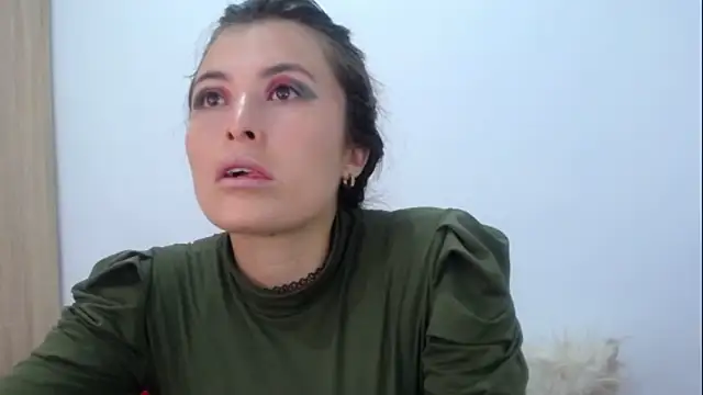 Alexandrasaenz online show from March 6, 2025, 3:45 pm