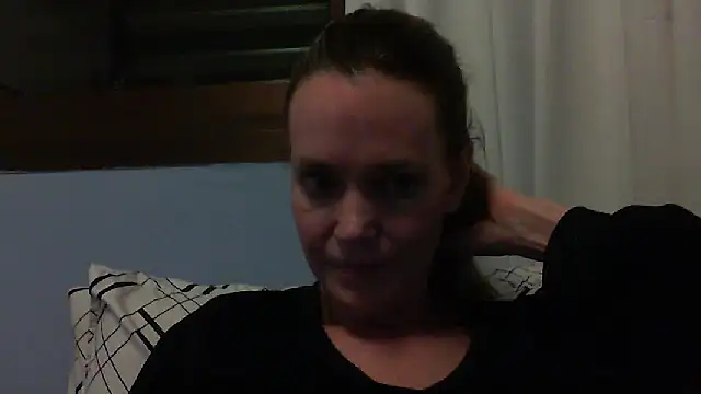 Annylove1 online show from October 3, 2025, 12:29 am