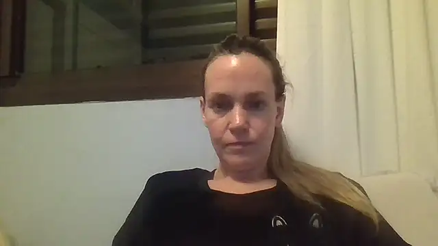 Annylove1 online show from October 8, 2025, 12:19 am