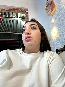 Hannahoff online show from December 23, 2025, 4:10 am