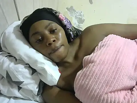 Snapshot of Nasty_queency chatting on March 18, 2026, 6:22 pm Nasty queency online show from March 18, 2026, 6:22 pm