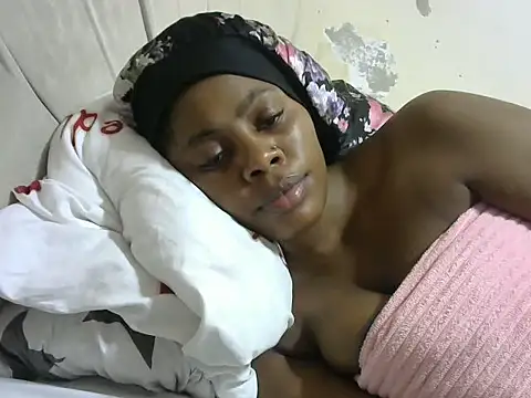 Snapshot of Nasty_queency chatting on March 19, 2026, 10:25 pm Nasty queency online show from March 19, 2026, 10:25 pm