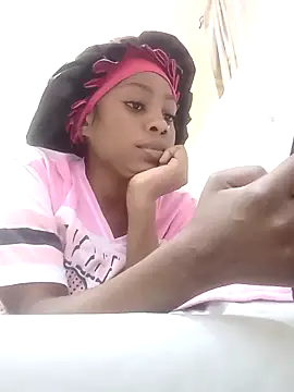 Snapshot of Nasty_queency chatting on June 14, 2026, 7:38 pm Nasty queency online show from June 14, 2026, 7:38 pm